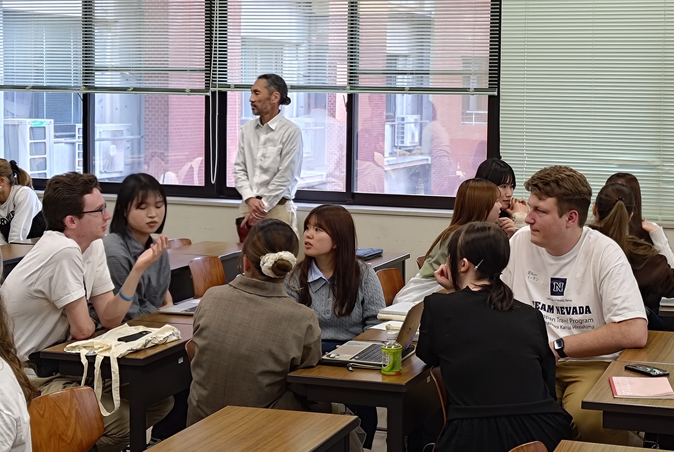 Kanazawa University Students interacted with students from the University of Nevada, Reno, USA/ 本学協定校の米国ネバダ大学リノ校 の学生と本学学生が交流